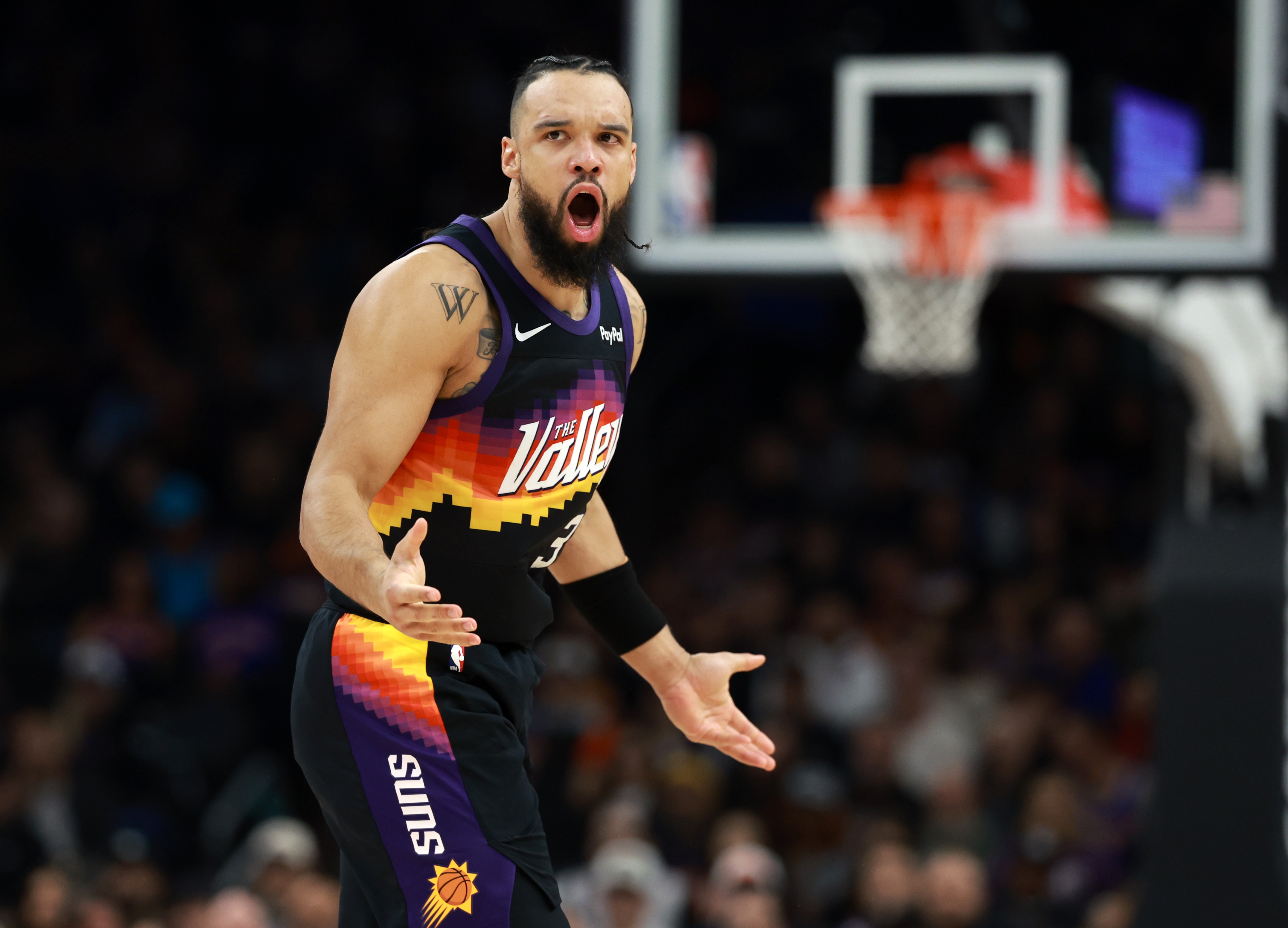 上头啊！狄龙24中11&amp;三分10中1拿到25分 技犯+关键恶犯葬送比赛